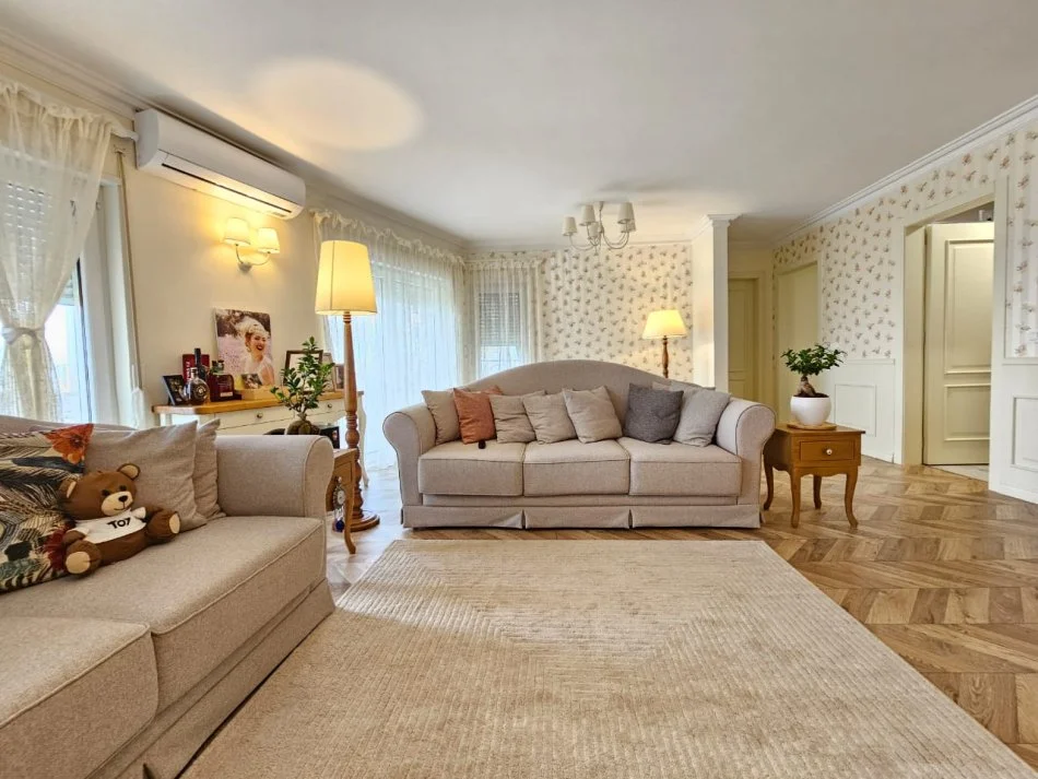 Tirane, jepet me qera super  Apartament 2+1 ne Rezidencen Kodra e Diellit 2 , 126 m².