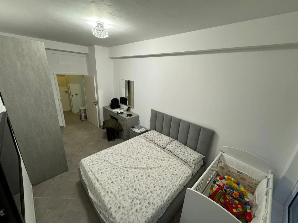 Tirane, shitet apartament 2+1 Kati 5, 95 m² 155.000 € (Kompleksi Mangalem)