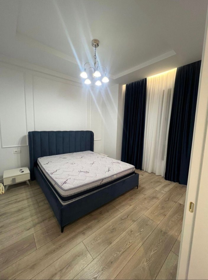 Tirane, jepet me qera apartament 2+1 Kati 8, 130 m² 2.000 € (Stadiumi Air Albania)
