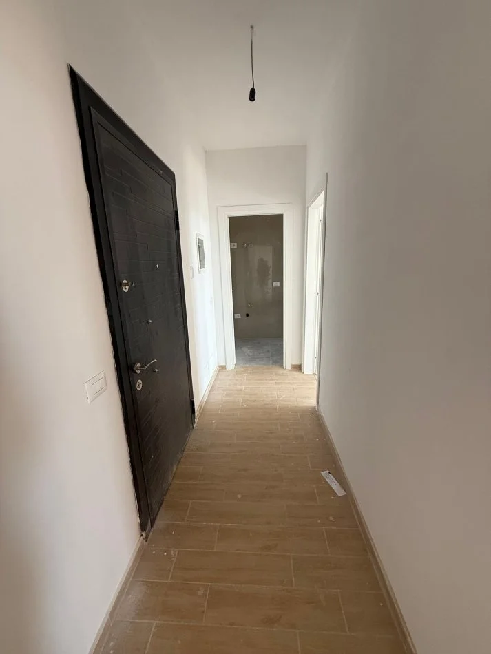 Tirane, shitet apartament 1+1 Kati 3, 80 m² 167.000 € (bulevardi ri)