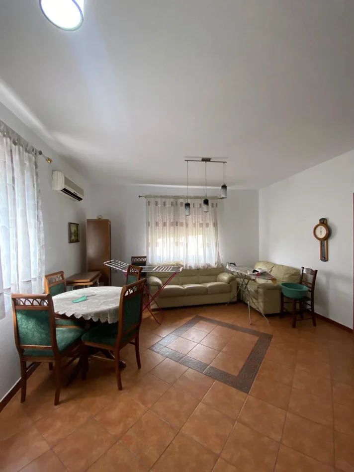 Tirane, jepet me qera apartament duplex Dublex Kati 6, 120 m² 540 € (Kristal Center)