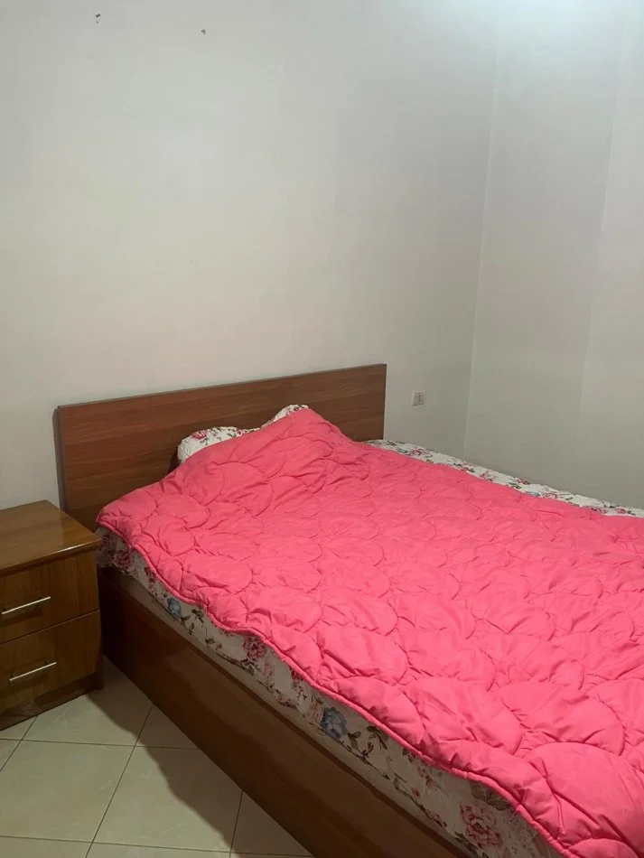 Tirane, jepet me qera apartament 2+1+Aneks+Ballkon Kati 6, 95 m² 400 € (Besim allla)