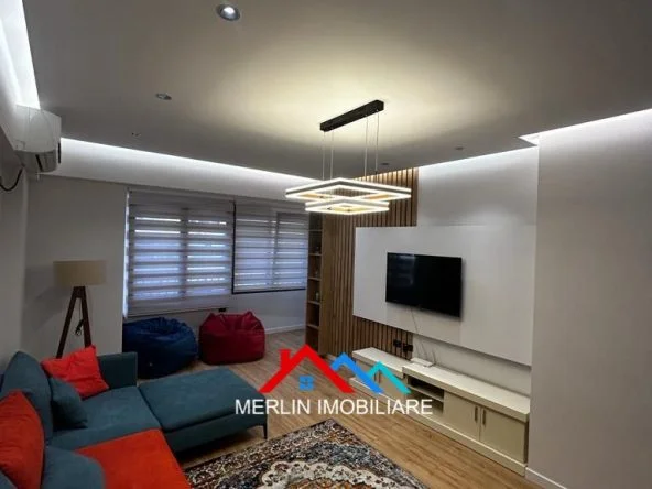 Tirane, jepet me qera apartament 3+1+Ballkon Kati 2, 120 m² 1.000 € (RRUGA SULEJMAN PITARKA,MYSLYM SHYRI)