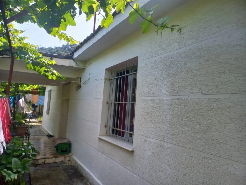 Tirane, shes 2+1 Kati 1, 105.000 € (Vore)