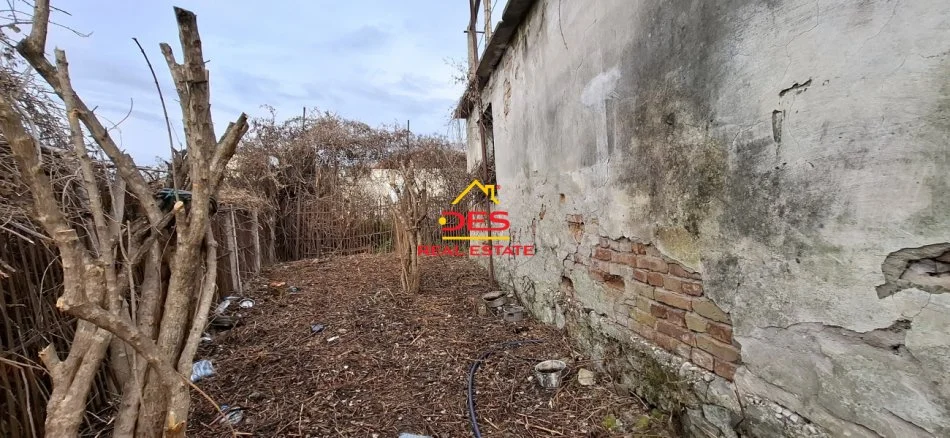 Vlore, shitet shtepi 2+1 Kati 0, 80 m² 35.000 € (Nartë)