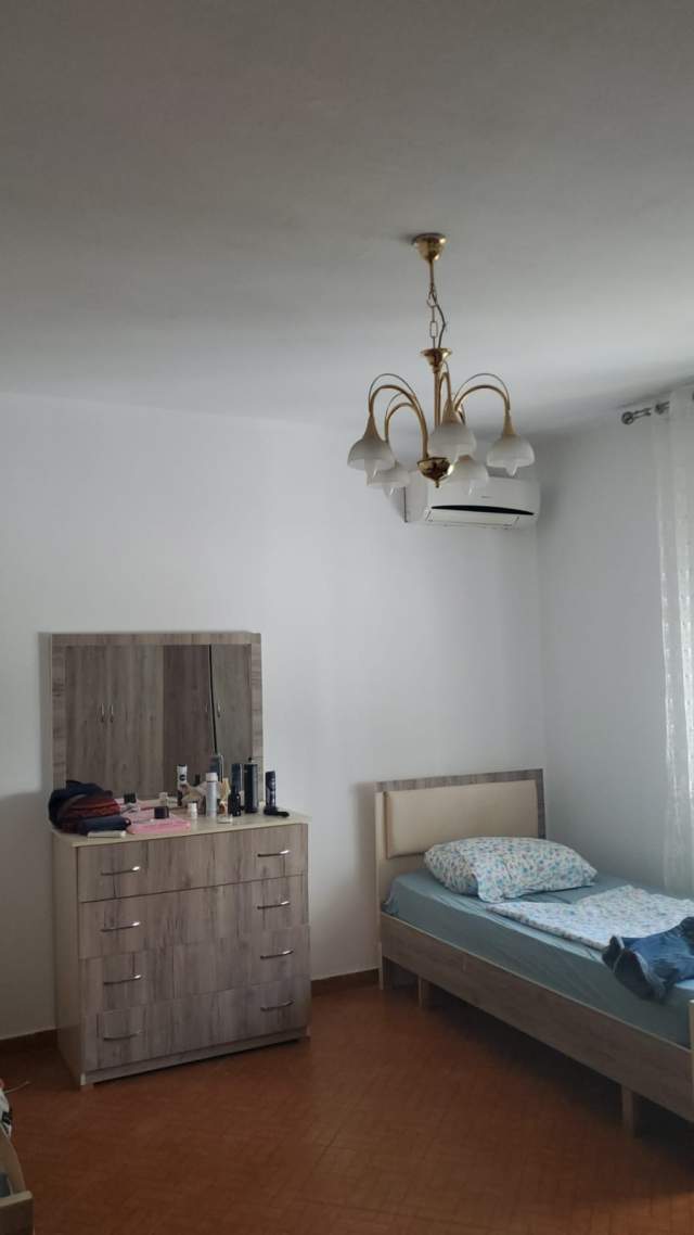 Tirane, jepet me qera apartament 2+1+A+BLK Kati 1, 100 m² 400 Euro (Shkolla bashkuar)