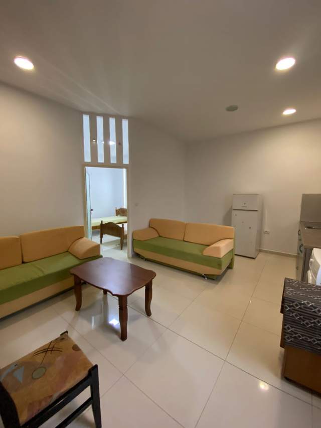 Tirane, jepet me qera shtepi 1+1 Kati 1, 55 m² 30000 Leke (Bajram Allaraj)