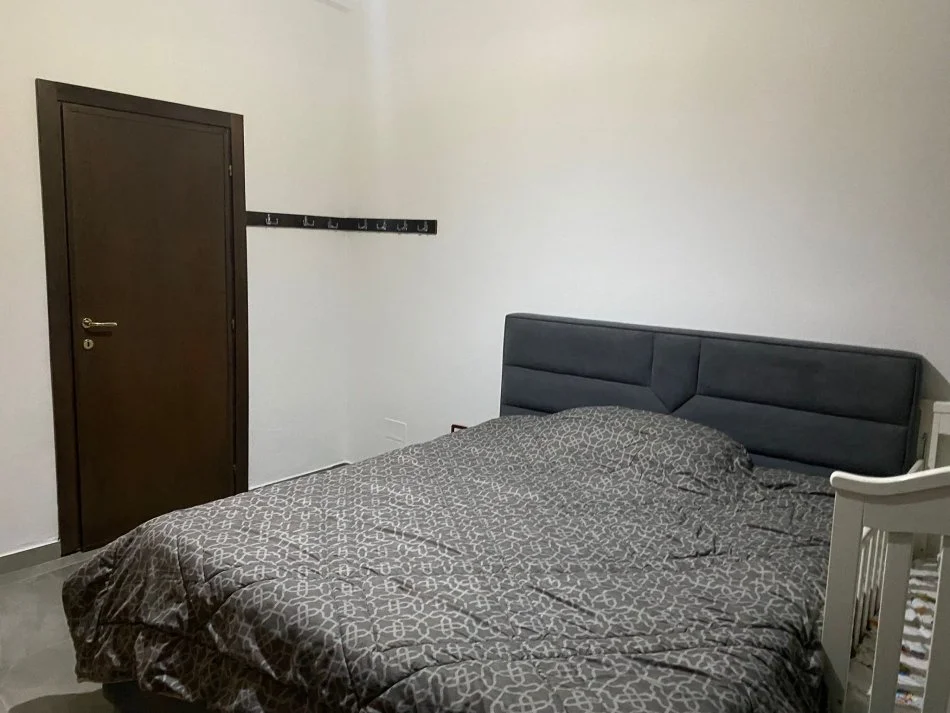 Durres, jepet me qera Vile 2+1 Kati 1, 75 m² 300 € 