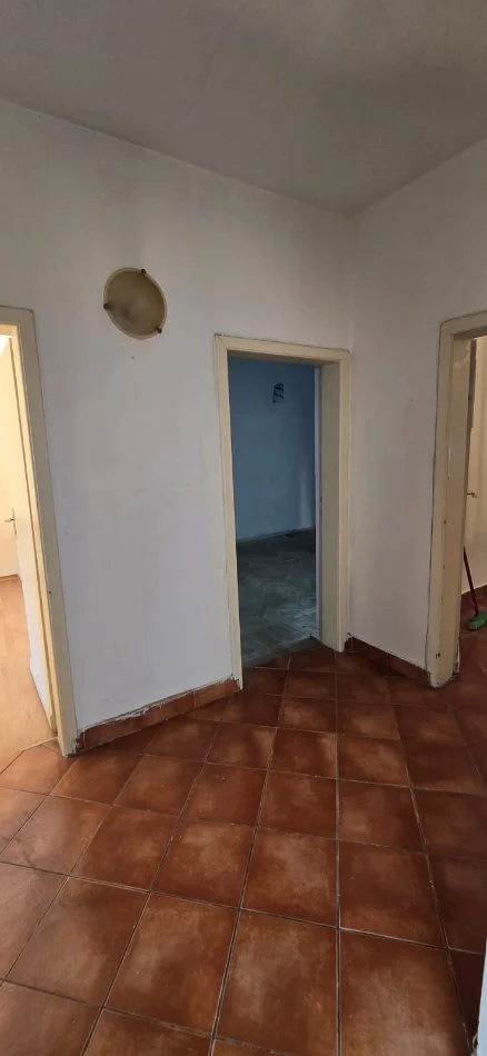 Tirane, shitet apartament 2+1 Kati 2, 72 m² 193.000 € (Myslym Shyri tek Ish Ekspozita)