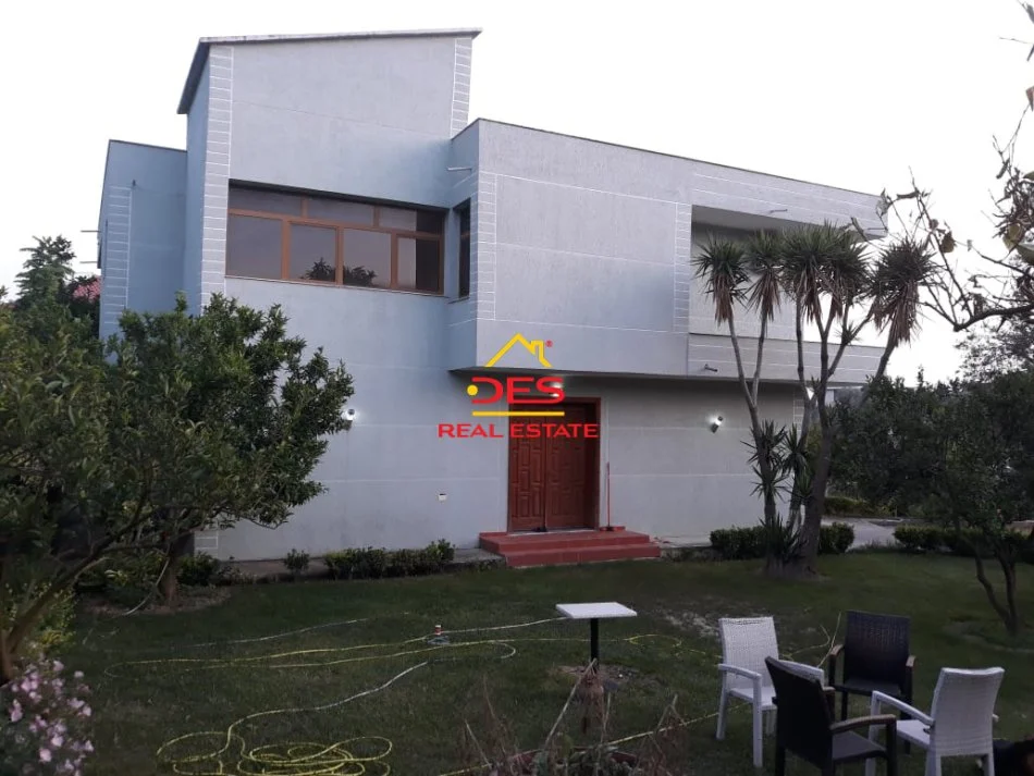 Vlore, shitet Vile , 339 m² 310.000 € (Kuzim Baba)