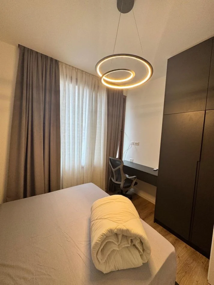 Tirane, jepet me qera shtepi 2+1+Ballkon Kati 1, 85 m² 700 € (Selit , Rruga Servet Libohova)