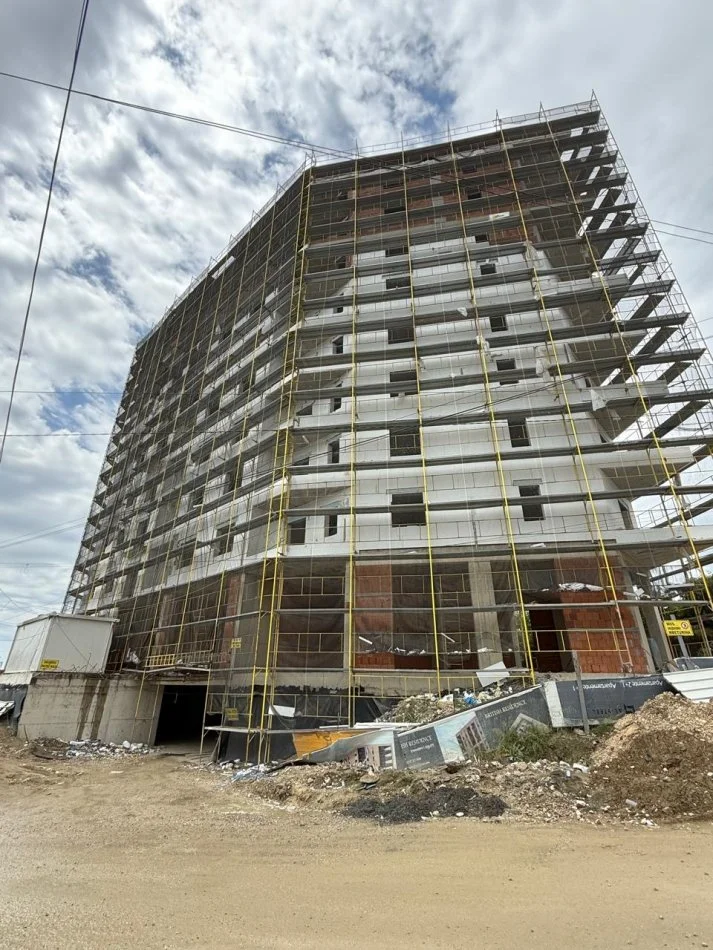 Tirane, shitet apartament 2+1+Ballkon Kati 4, 106 m² (Paskuqani)