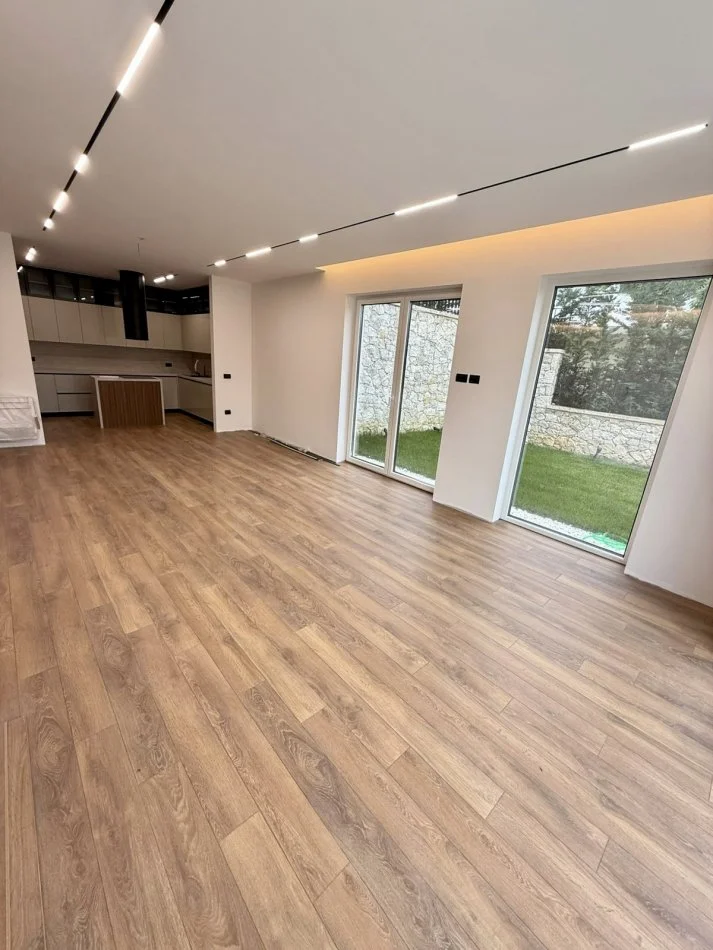 📣 QERA Vile e Bashkengjitur 📍 Forest Residence, Liqnei i Thate ✨