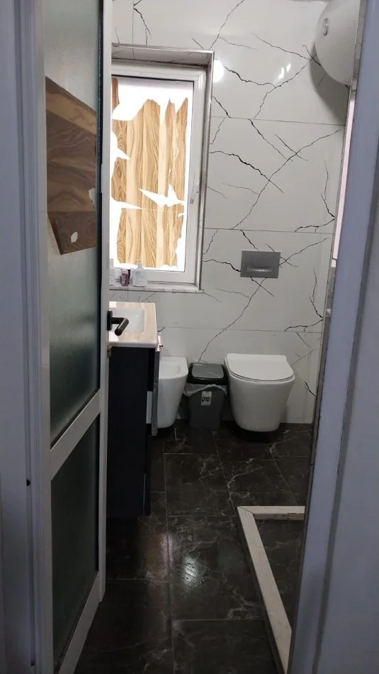 Tirane, jepet me qera apartament 2+1 , 72 m² 550 € (Myslym shyri)