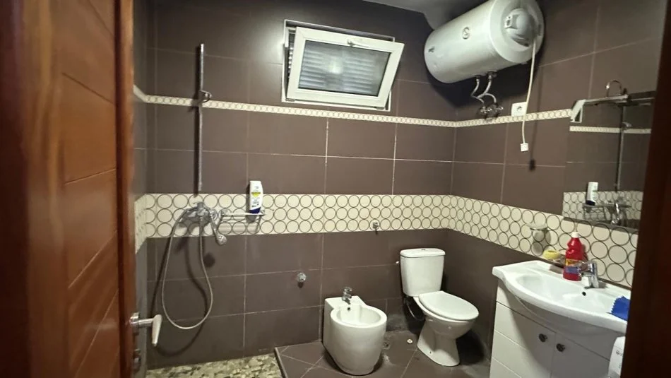 Tirane, jap me qera Vile 3 Katshe , 1.000 € 