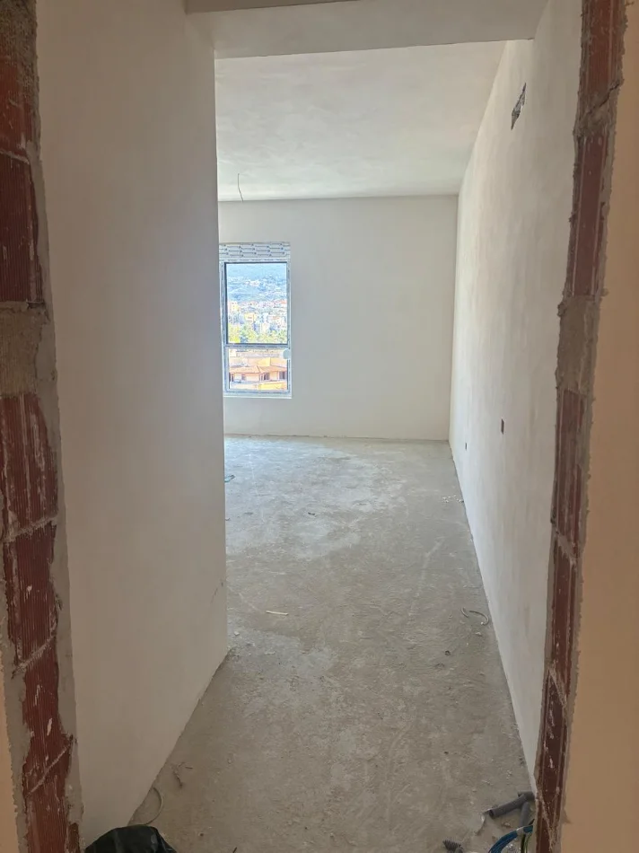 Tirane, shitet apartament 1+1 Kati 6, 60 m² 99.000 € (Ali Demi)