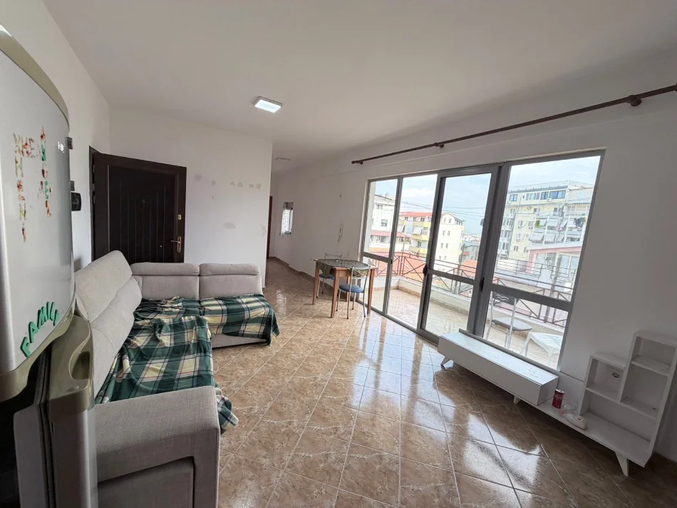 Tirane, shes apartament 1+1+Ballkon Kati 4, 67 m² 147.000 € (Kodra e Diellit)