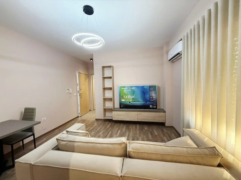 Tirane, jepet me qera apartament 1+1 Kati 3, 1 m² 500 €
