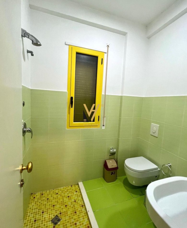 Vlore, shitet hotel Kati 0, 500 m² 700,000 € (ORIKUM)