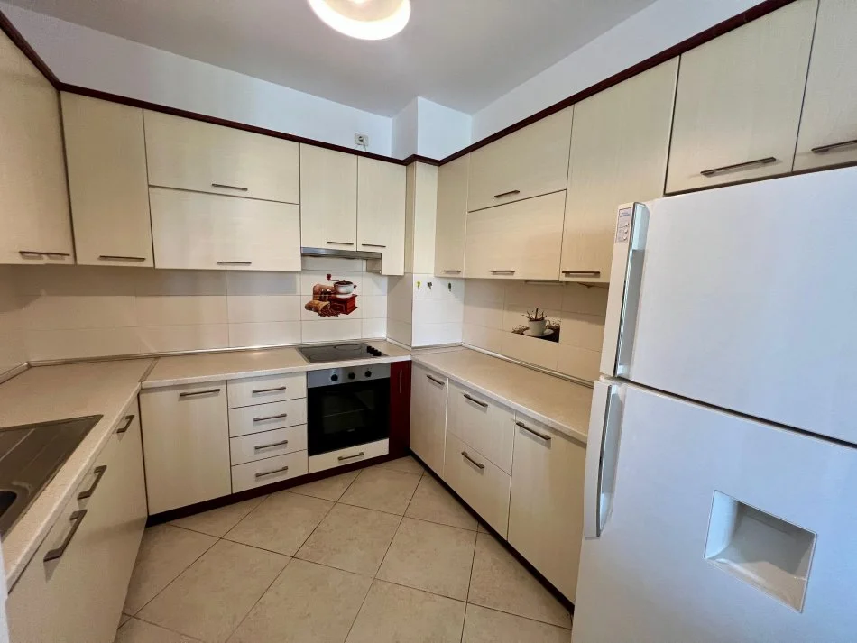 Tirane, jepet me qera apartament 2+1 Kati 6, 105 m² 750 € (Kopshti Zoologjik)