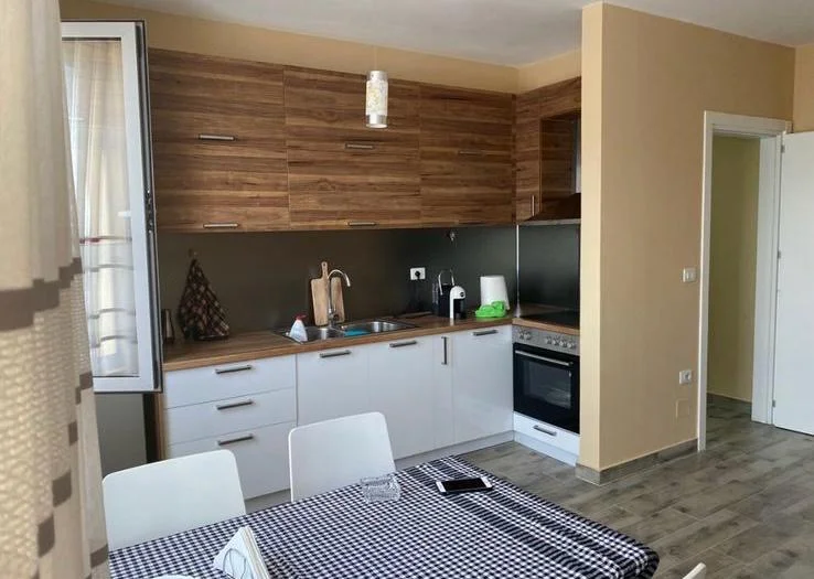 Tirane, jepet me qera apartament 1+1+Ballkon Kati 7, 67 m² 520 € (DON BOSKO)