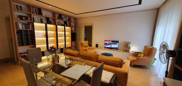 Tirane, shes apartament Kati 3, 150 m² 180.000 Euro (Rruga Hamdi Sina)