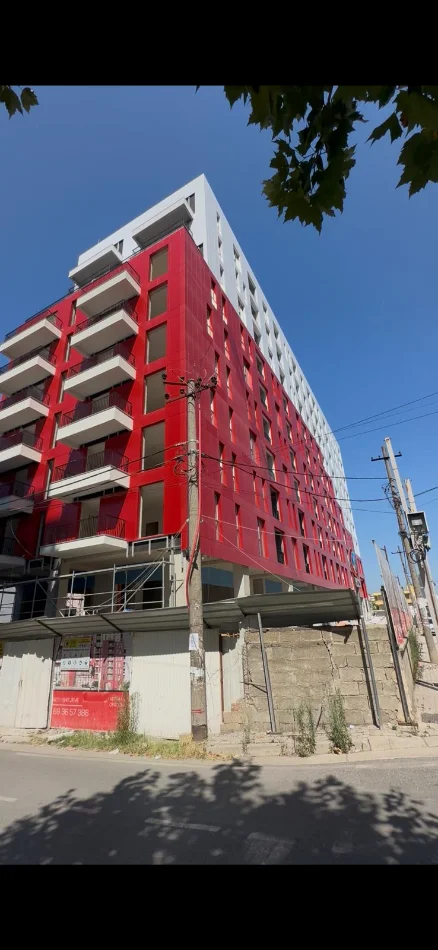 shitet apartament 2+1 , 110 m² (Egnatia)