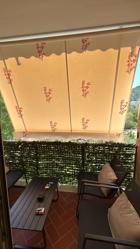 Tirane, jepet me qera apartament 3+1+Ballkon Kati 4, 120 m² 1.100 € 