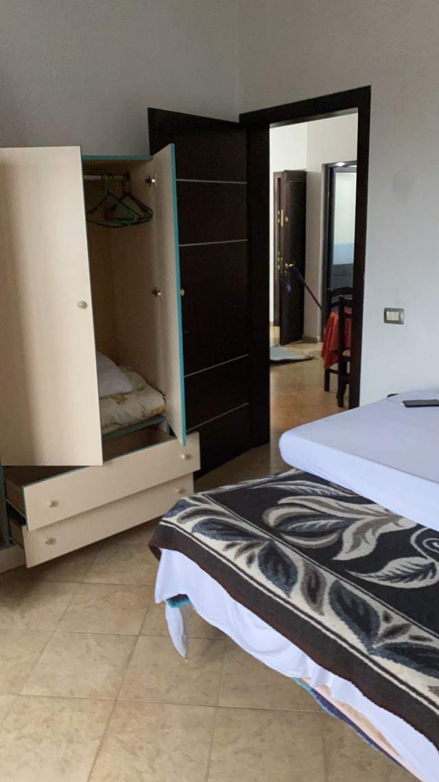 Tirane, jepet me qera apartament Kati 2, 94 m² 35.000 Leke (AMERIKAN 2)
