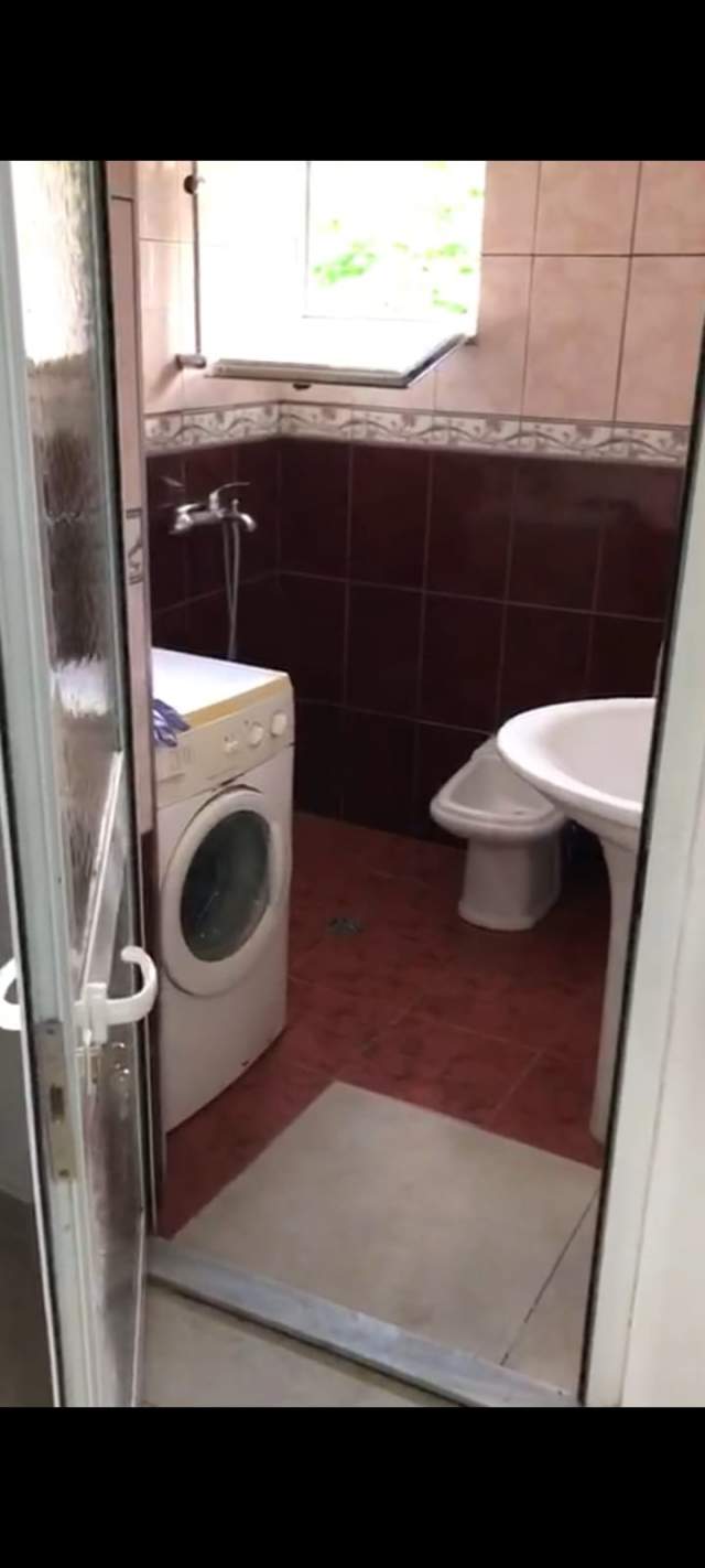 Tirane, jepet me qera apartament 1+1 Kati 2, 40 m² 25.000 Leke (ARTAN LENJA)