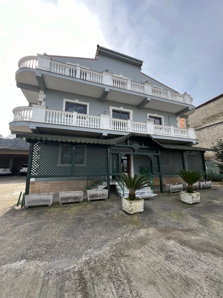 Tirane, shitet hotel Kati 3, 1.250 m² 850.000 € 