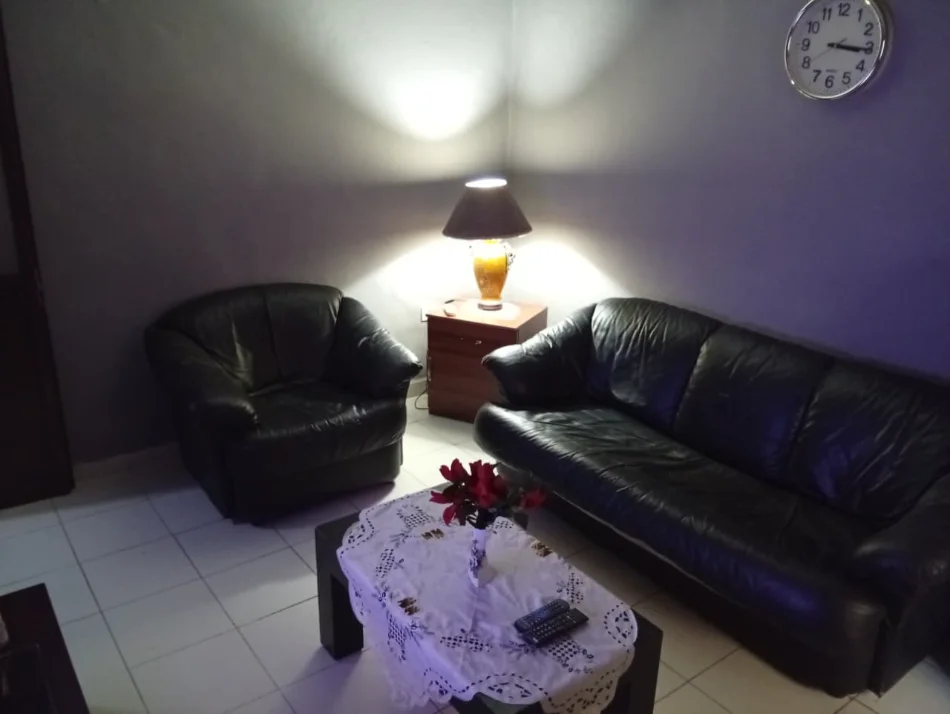 Tirane, jepet me qera apartament 2+1 , 67 m² 750 € (21 Dhjetori)