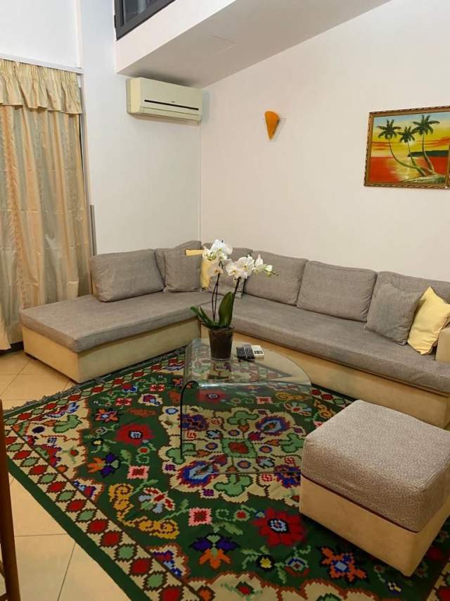 Tirane, jepet me qera apartament 1+1+BLK Kati 4, 70 m² 300 Euro (Rruga Mihal Grameno)