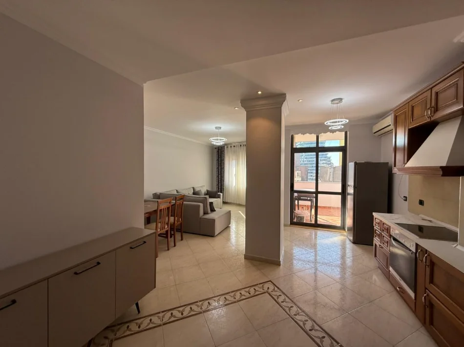 Tirane, jepet me qera apartament 2+1 Kati 7, 110 m² 750 € (prane Prokurorise se Pergjithshme.)