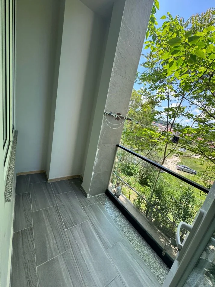 Tirane, jap me qera 1+1+Ballkon Kati 2, 50 m² 350 € 