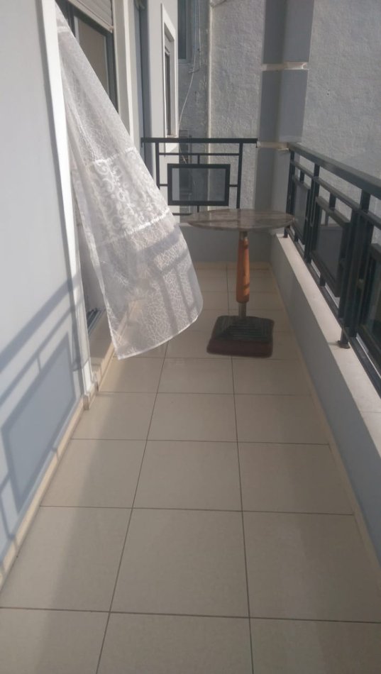 Himare, jepet me qera apartament 1+1+Ballkon Kati 2, 60 m² 40 €/nata  (Spitali i Himares)