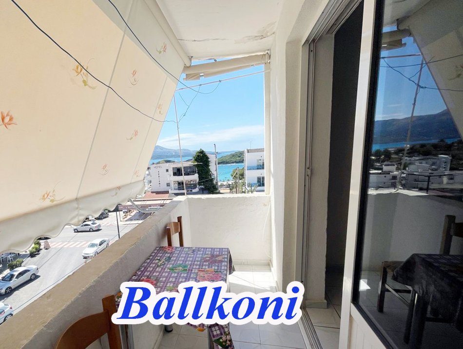 Ne Ksamil, Sarande, jepet me qera apartament ne plazh 1+1+Ballkon Kati 3, 40 €/nata