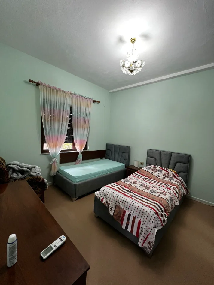 Tirane, jepet me qera apartament 2+1 Kati 2, 100 m² 600 € (MINE PEZA)