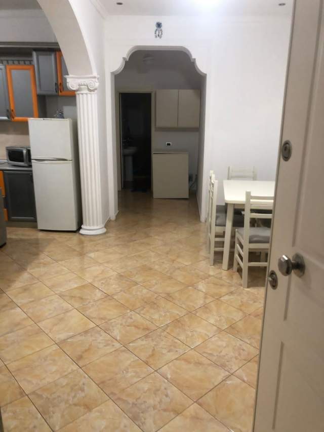 Tirane, jepet me qera apartament 2+1 Kati 3, 90 m² 40.000 Leke (rruga Jordan Misja)