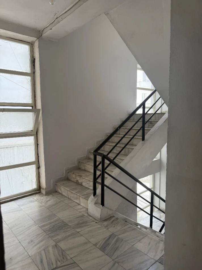 Tirane, jepet me qera garsonier 1+1 Kati 2, 30 m² 400 € (irfan tomini)