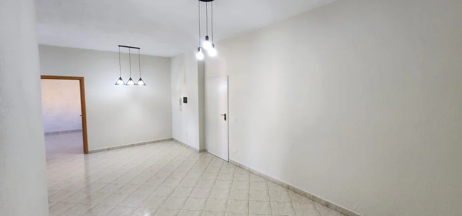 Durres, shitet apartament 2+1+Ballkon Kati 4, 80 m² 95.000 € (Plazh,Durres)