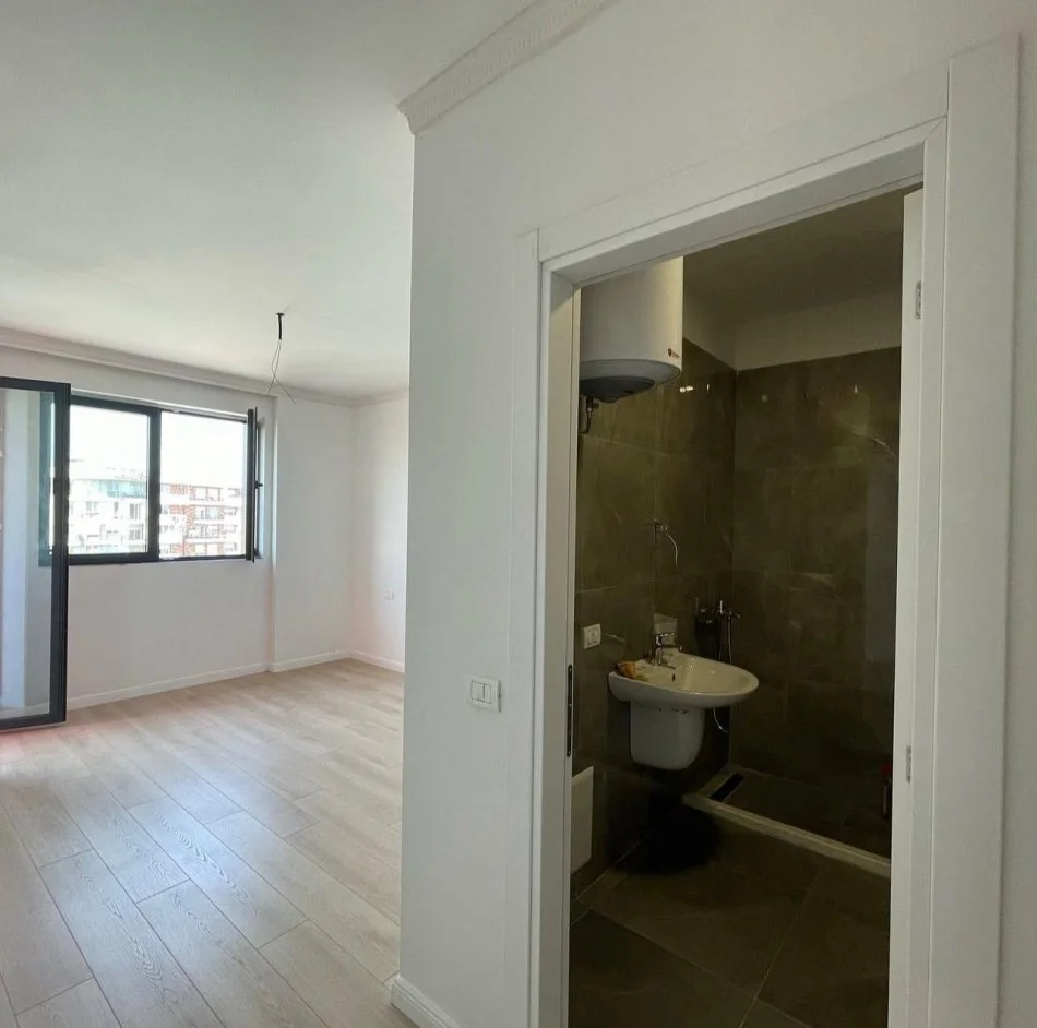 Tirane, jepet me qera apartament 2+1+Ballkon Kati 7, 100 m² 550 € (ASTIR TE Eglo)