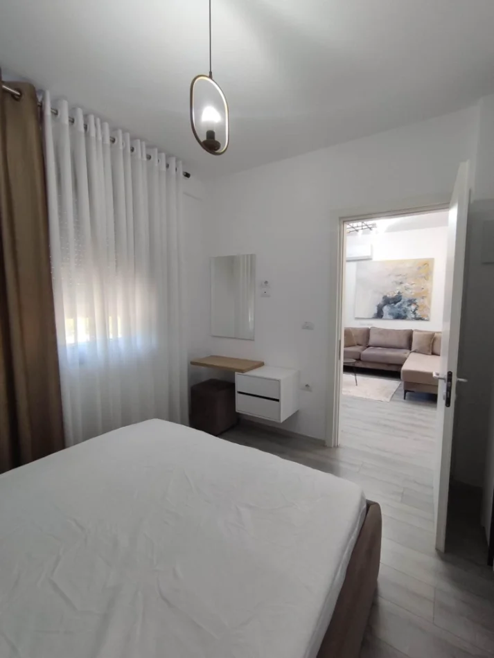 Tirane, jepet me qera apartament 1+1 Kati 1, 51 m² 480 € (Prane Spitalit Amerikan 3)