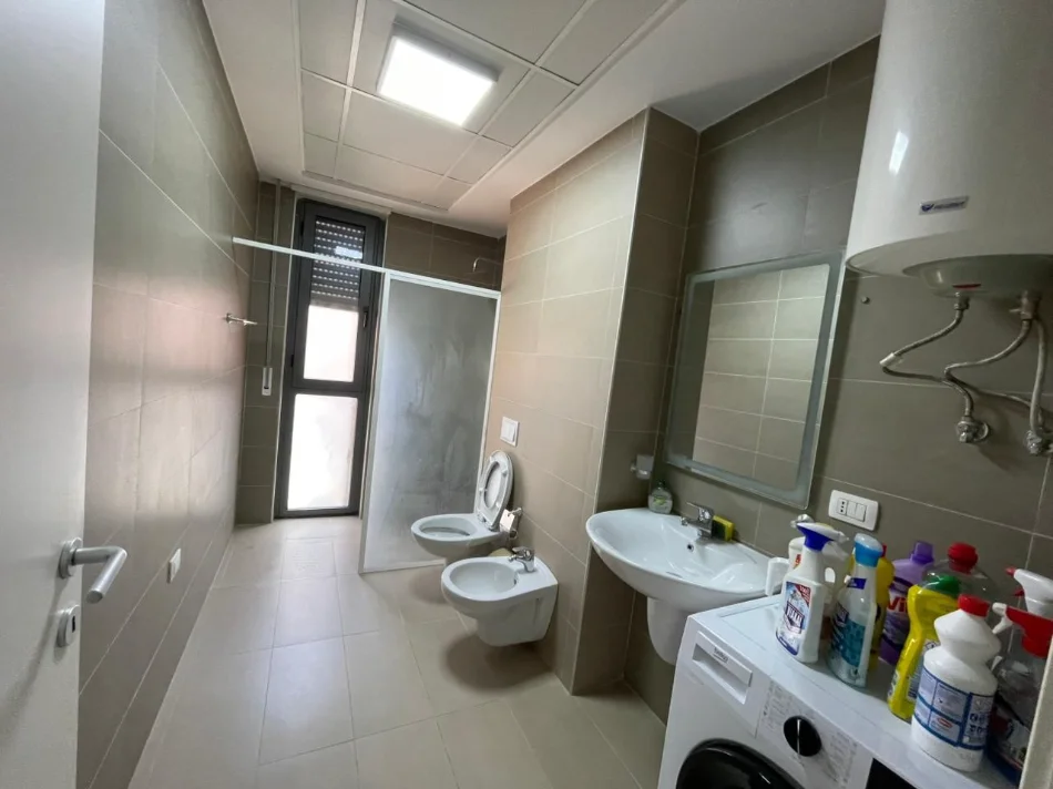 Tirane, jepet me qera apartament 2+1+2 Kati 3, 100 m² 750 € (Fiori Di Bosco , DON BOSKO)