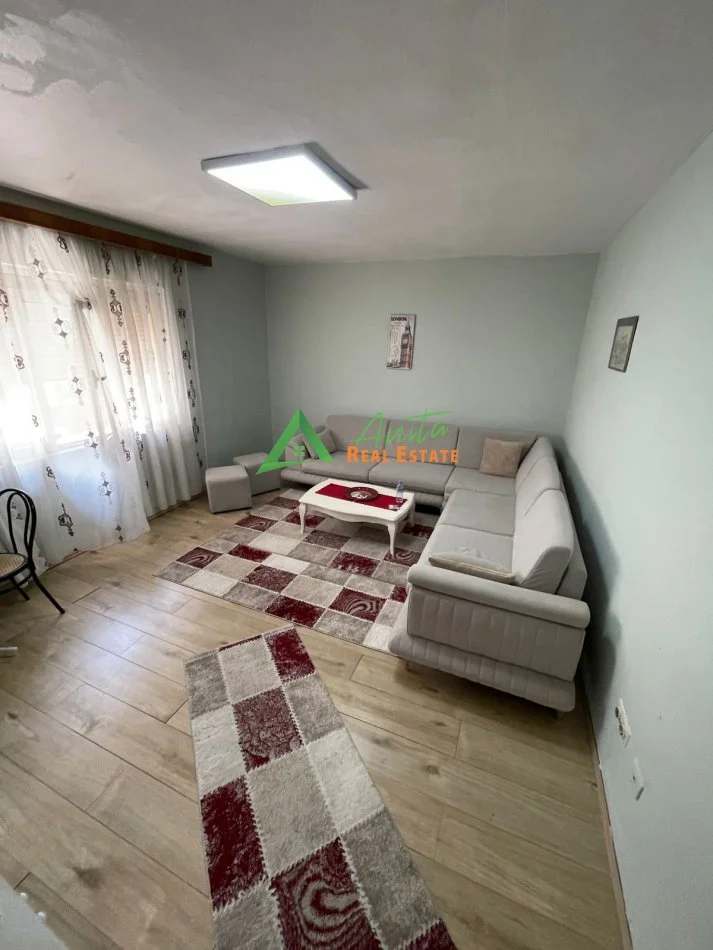 Tirane, shitet apartament 1+1+Ballkon Kati 4, 64 m² 152.000 € (Myslymm Shyri)