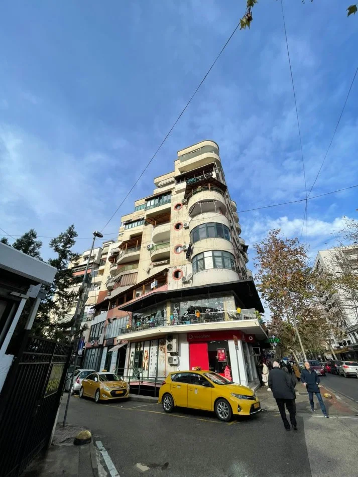 Tirane, jepet me qera apartament 1+1 Kati 1, 50 m² 500 € (Don Bosko)