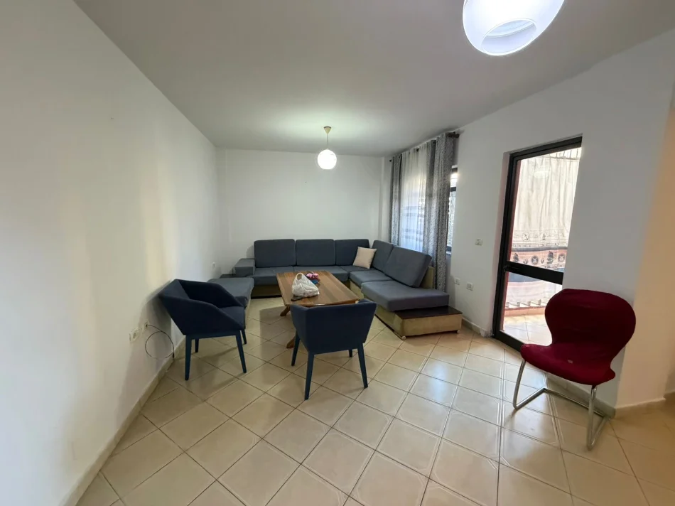 Tirane, shitet apartament 2+1+Ballkon Kati 2, 95 m² 115.000 € (Casa Italia Shitet Apartament 2+1+2 Ballkone Me Hipoteke)