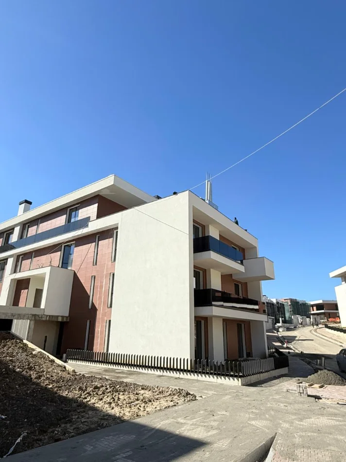 Tirane, shitet apartament 2+1 Kati 1, 144 m² 288.160 € (TULIPAN REZIDENCE)