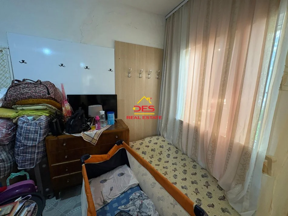 Vlore, shitet shtepi 2+1+Ballkon Kati 0, 107 m² 90.000 € (Rruga Mitaq Sallata ,Vlorë)