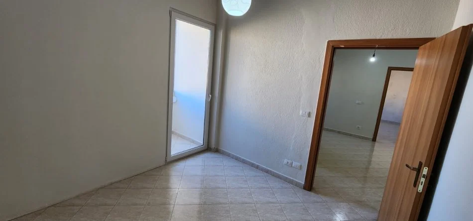 Durres, shitet apartament 2+1+Ballkon Kati 4, 95 m² 95.000 € 